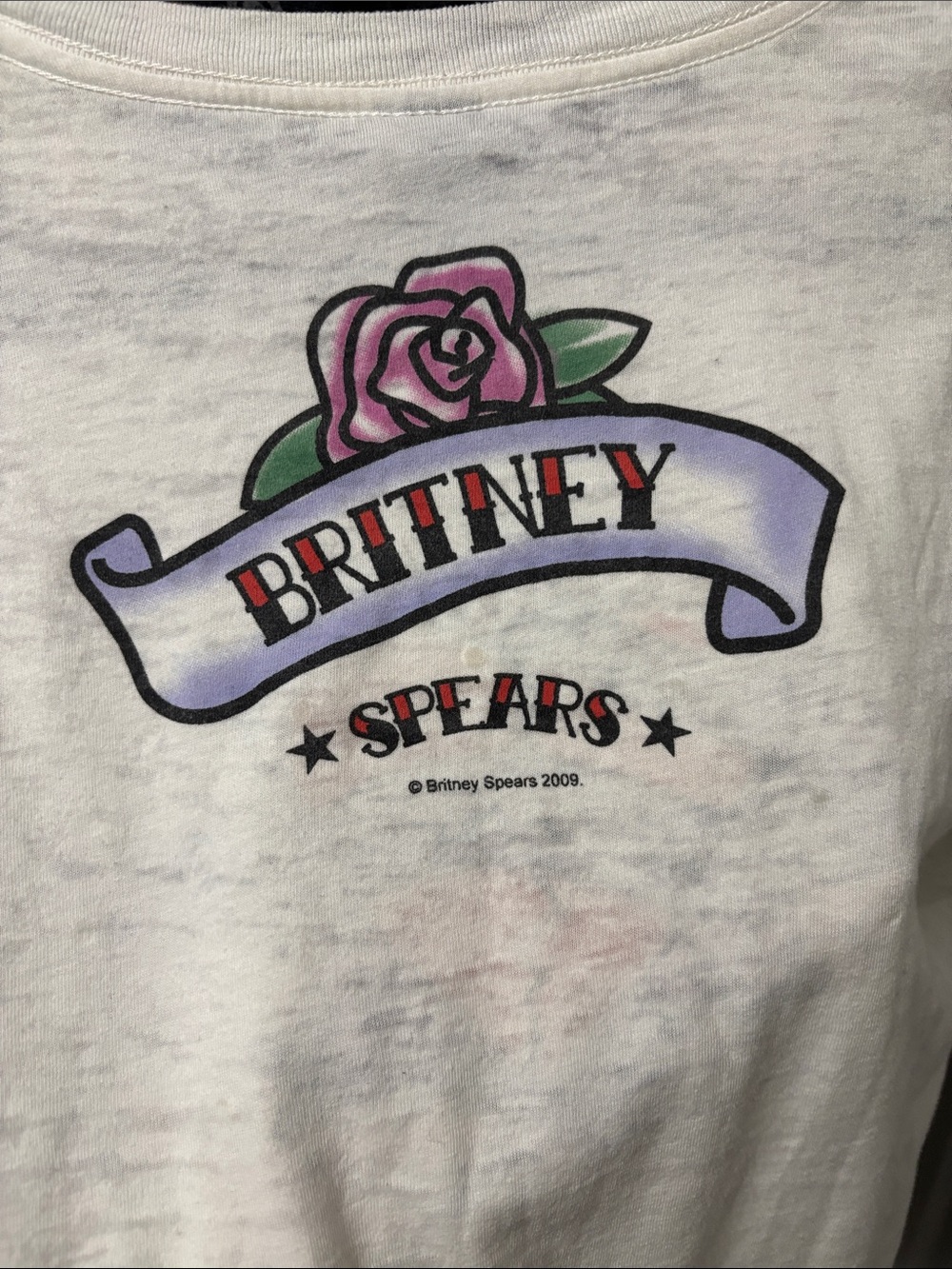 Alternative vintage soft Britney Spears Circus tee 2009 - Picture 5 of 5